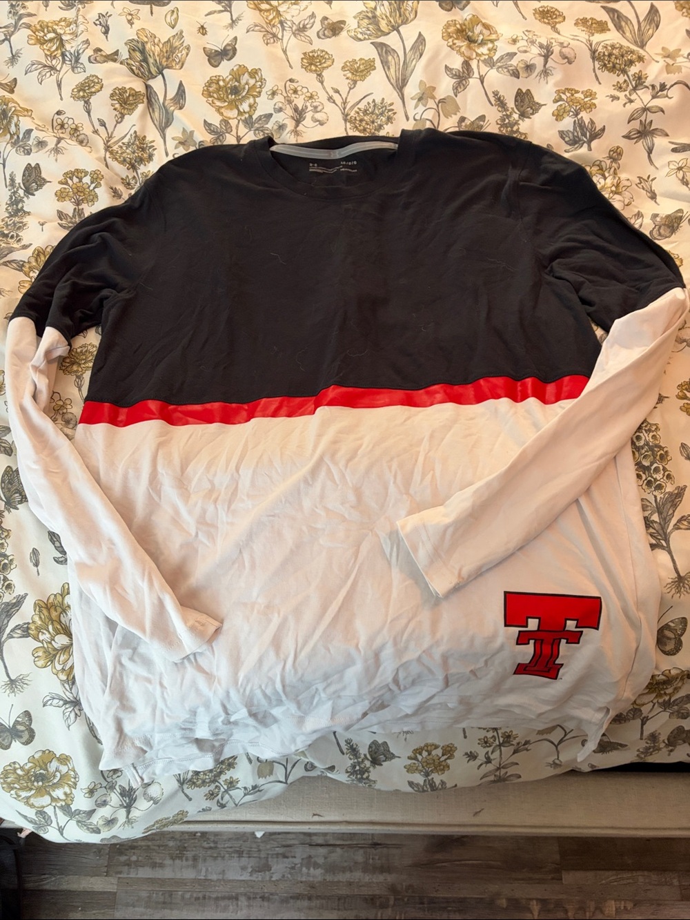 Texas tech LG Black, White & Red Long-Sleeve Colorblock Tee